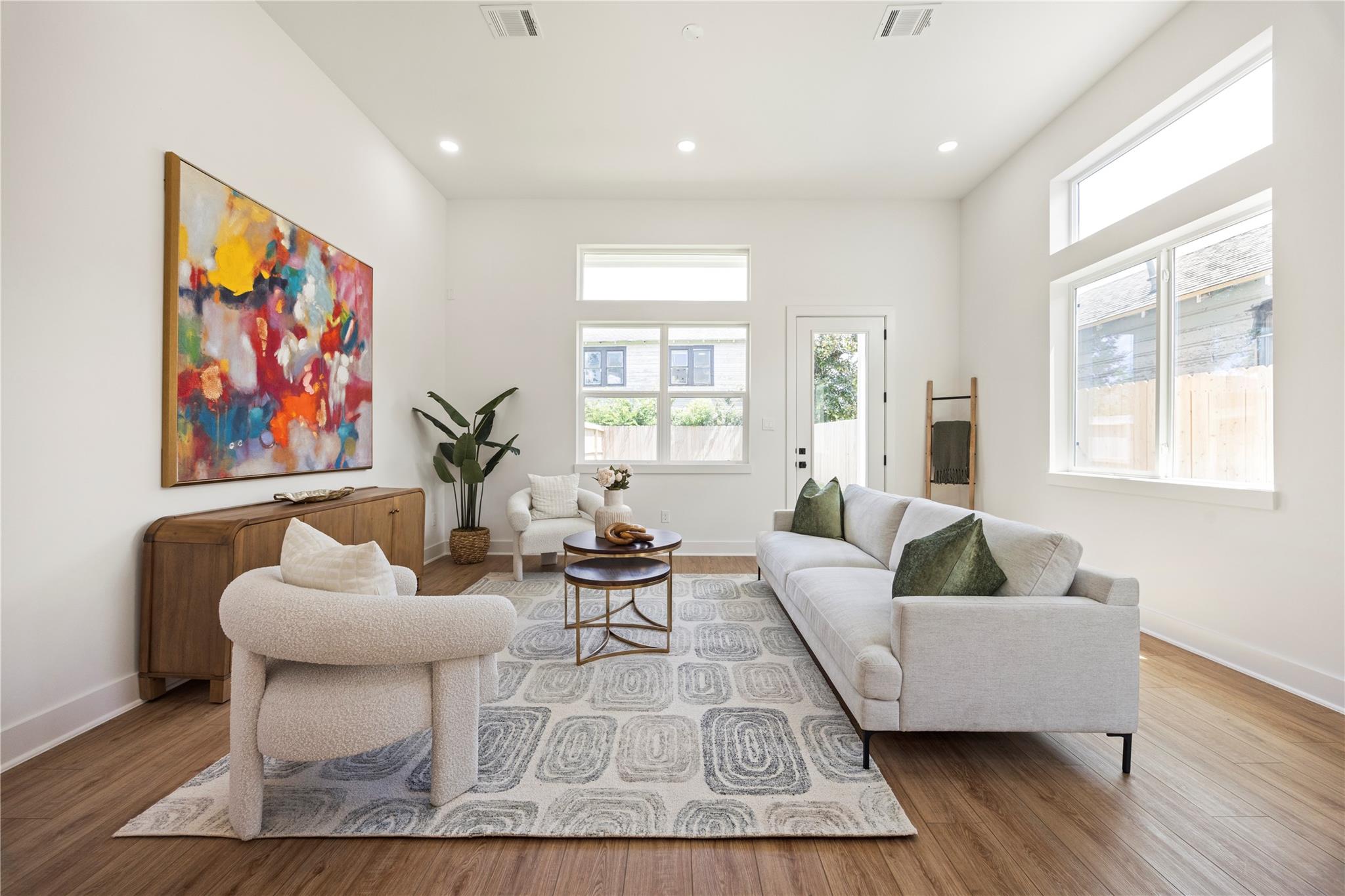 3107 Stonwall Street