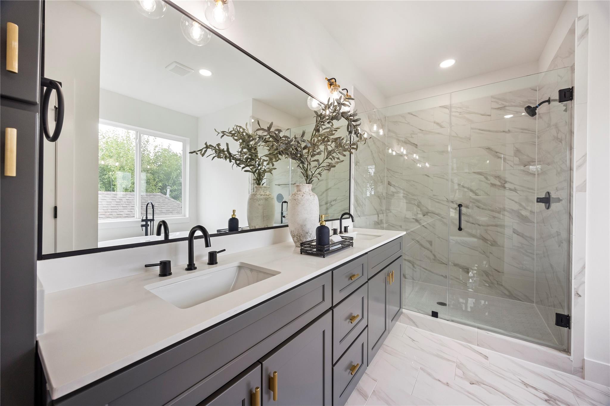 3107 Stonwall Street