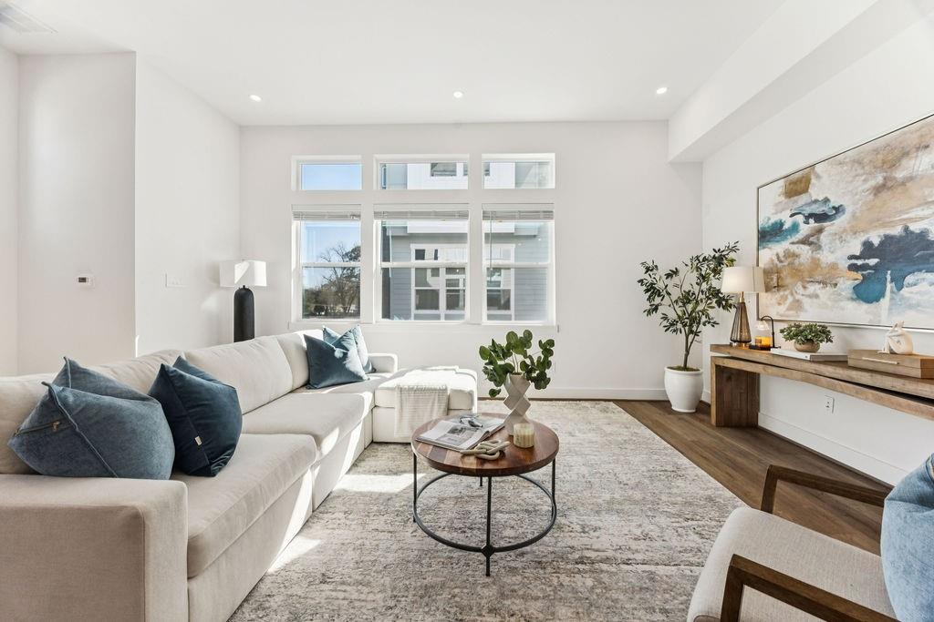 2125 Hoskins Drive # C