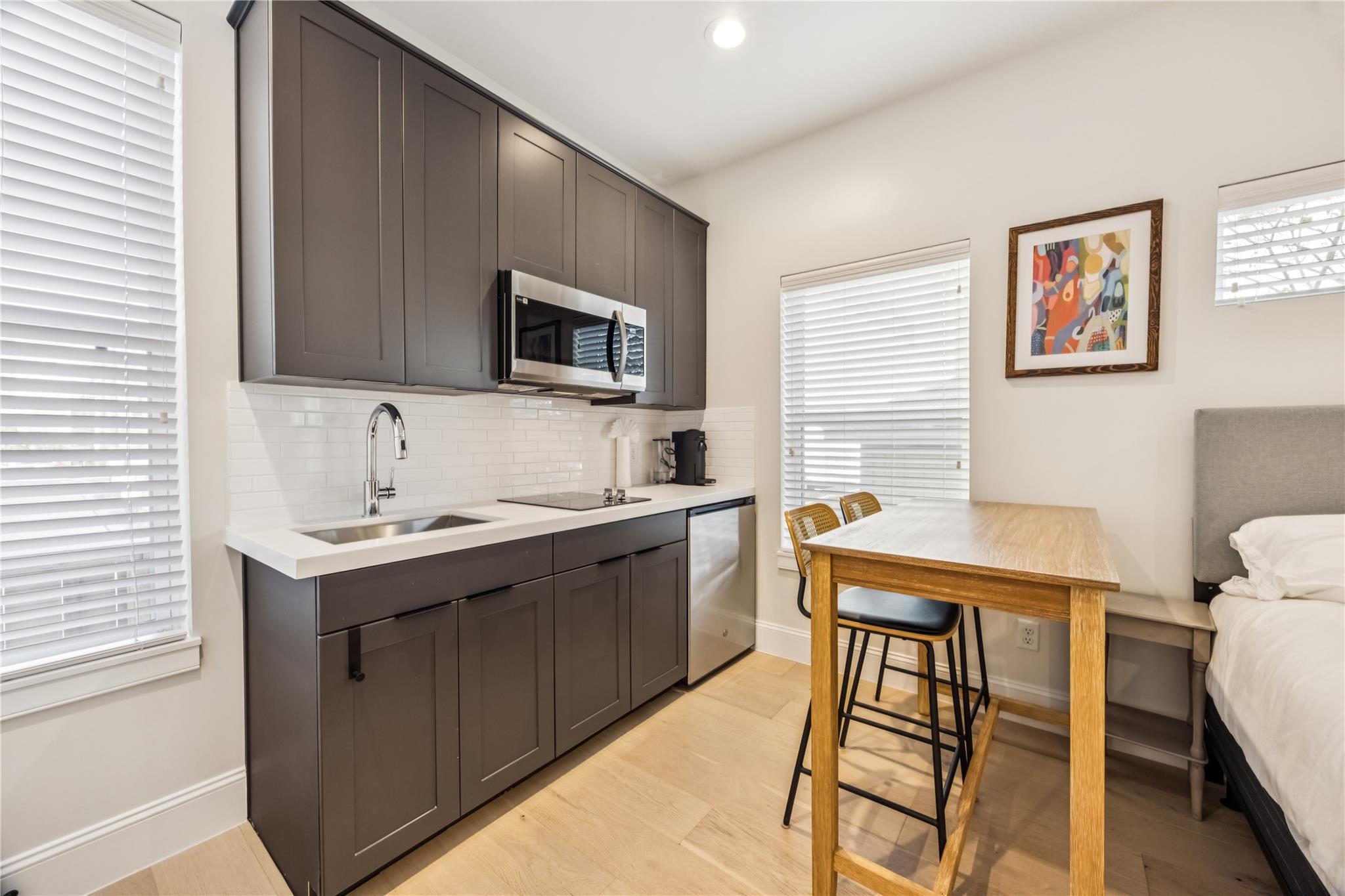 1127 W 16th Street # C