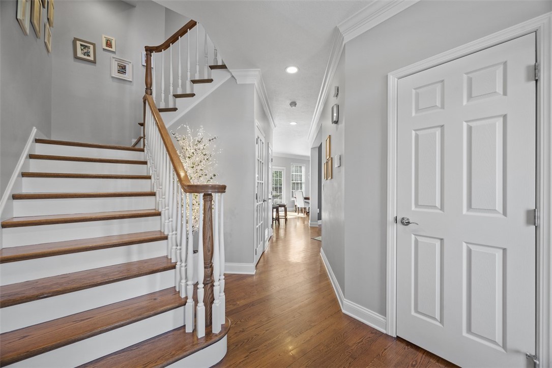 113 James Place