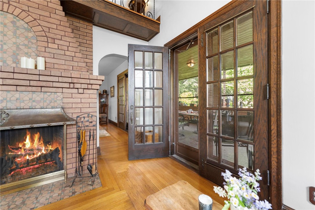 218 Barth Ave