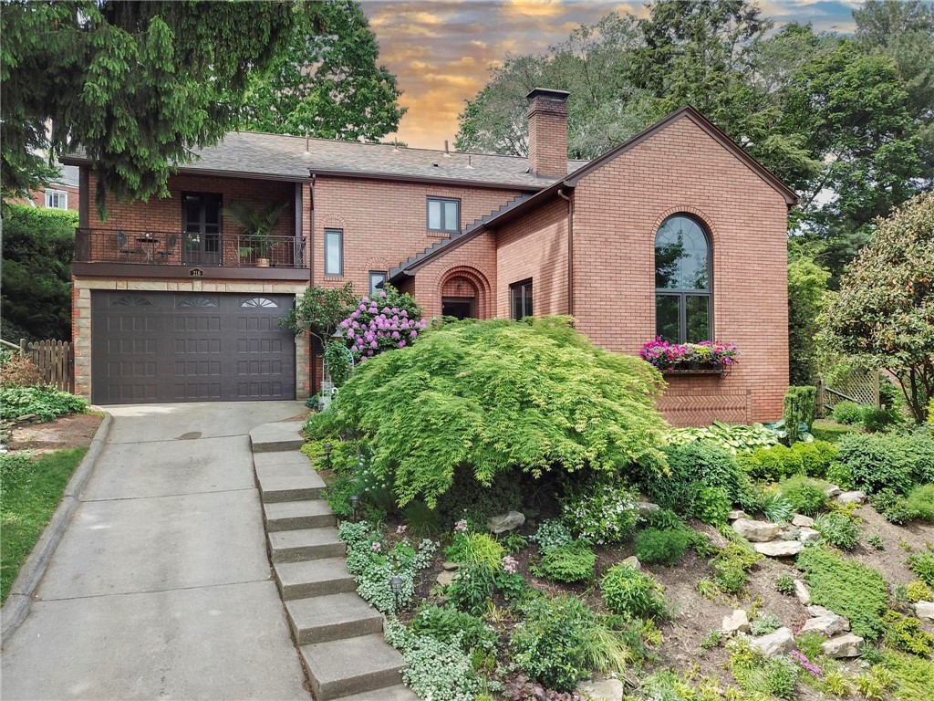 218 Barth Ave