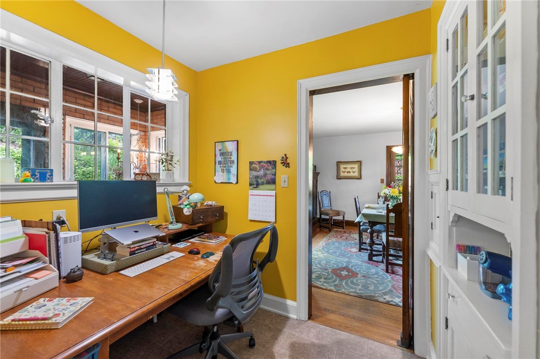 218 Barth Ave