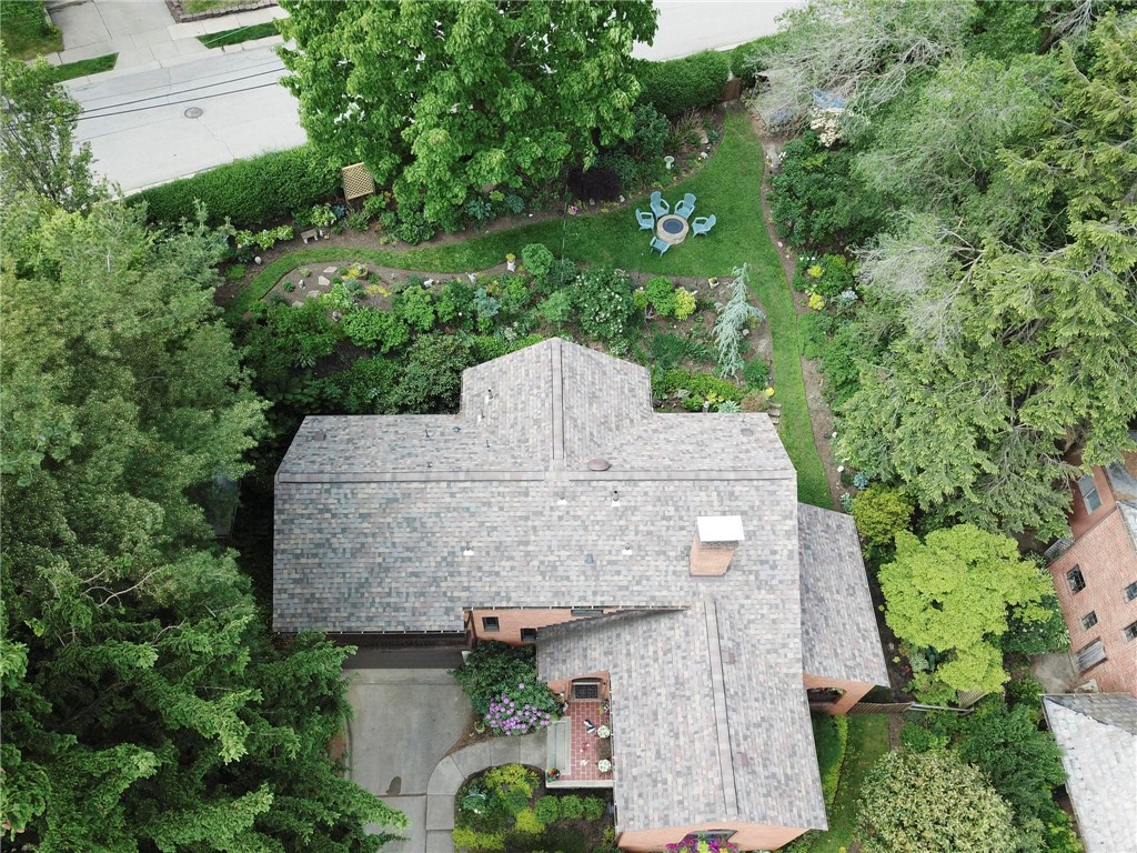 218 Barth Ave