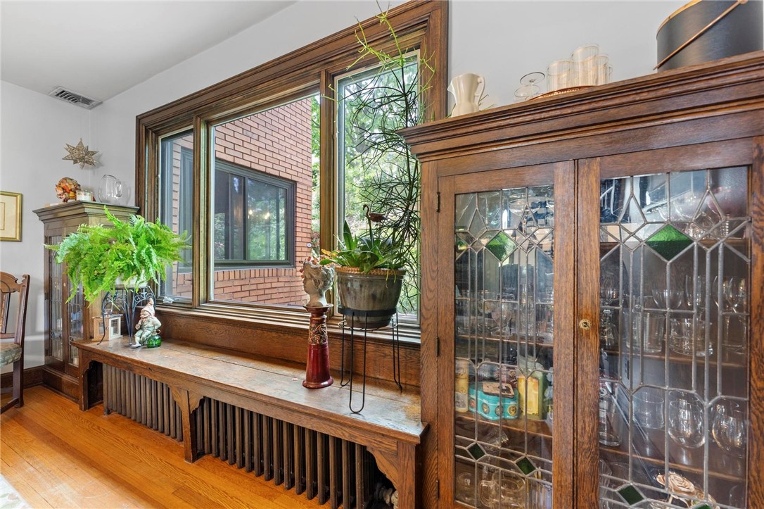 218 Barth Ave