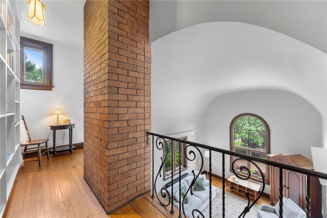 218 Barth Ave