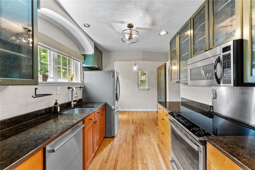 136 Inglewood Drive