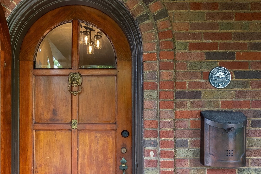 136 Inglewood Drive