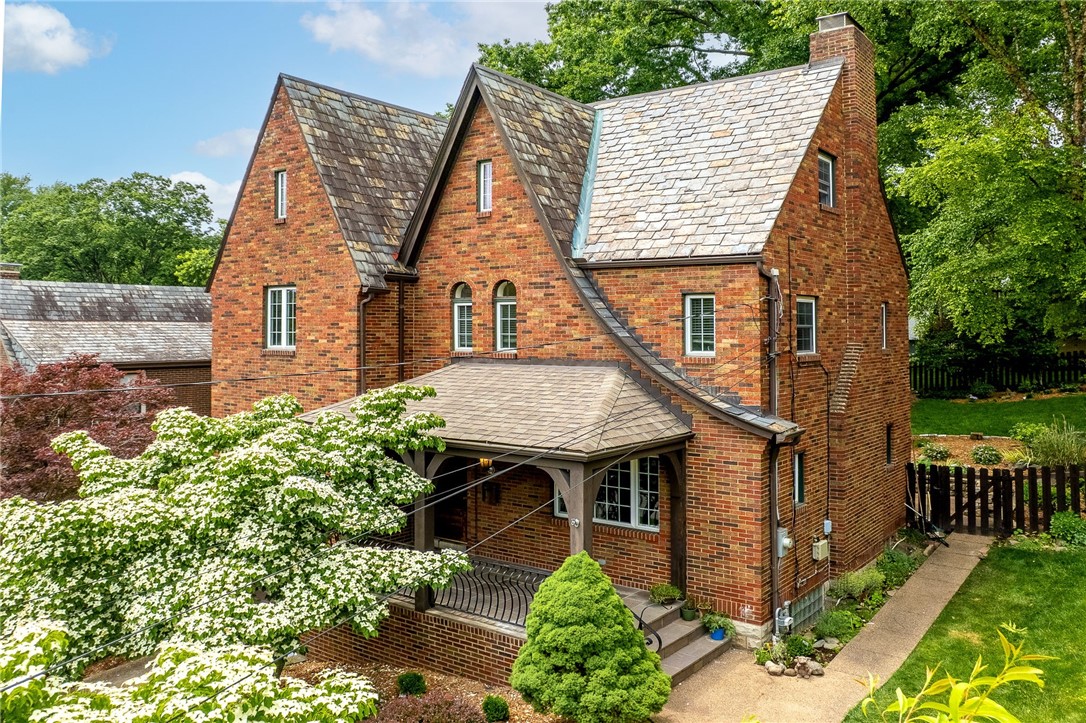 136 Inglewood Drive