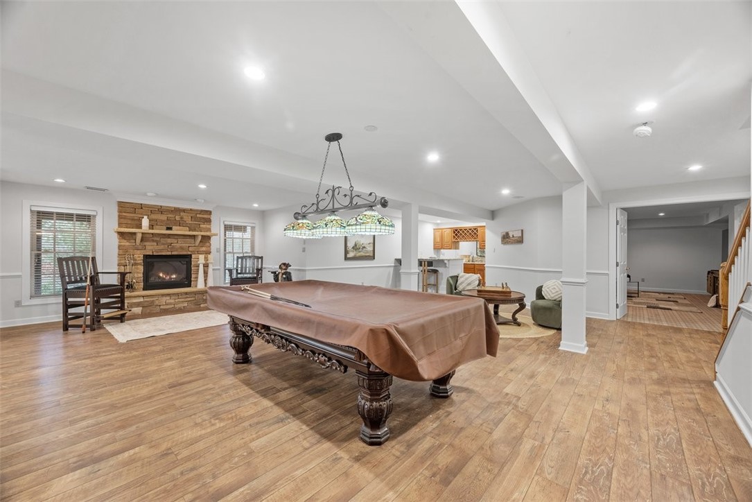 1011 Lakeside Dr