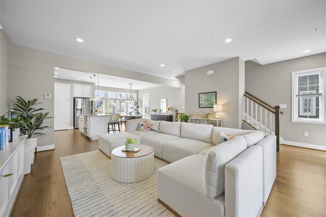 2123 Westcott Lane