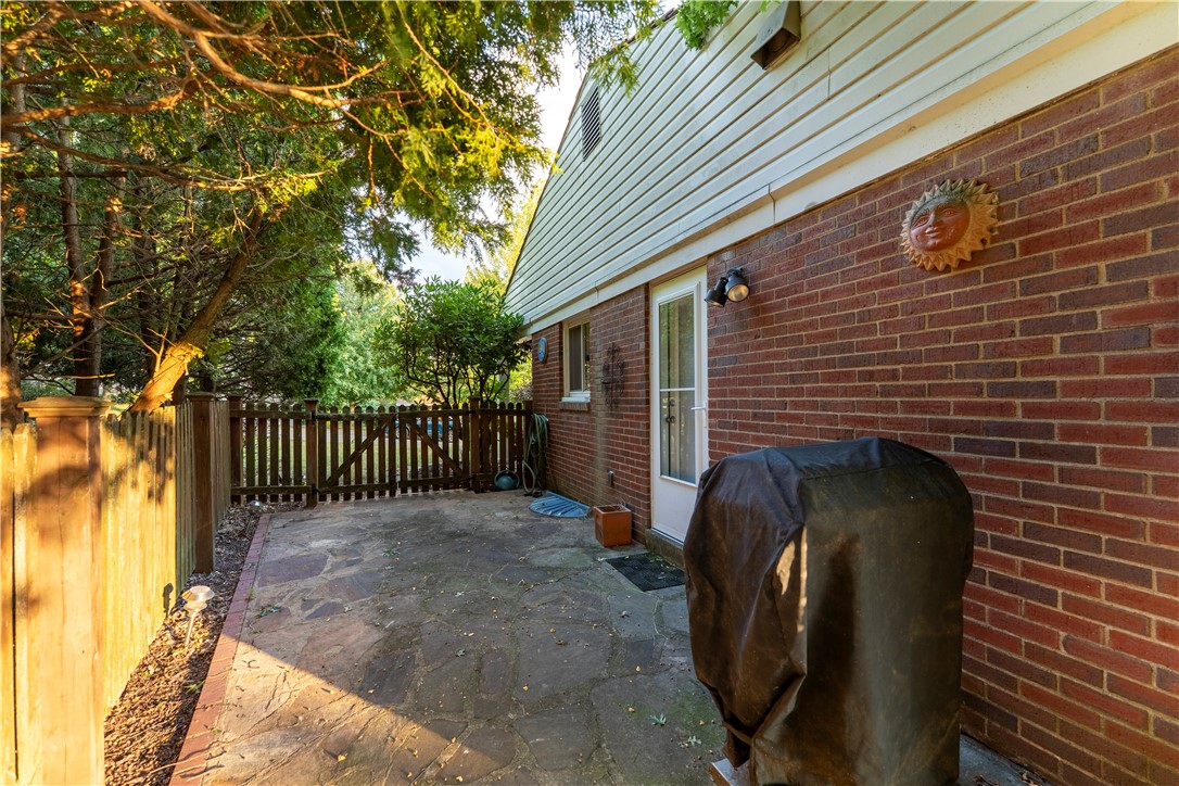 1727 Holly Lane