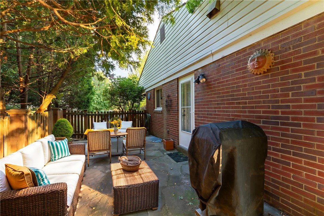 1727 Holly Lane