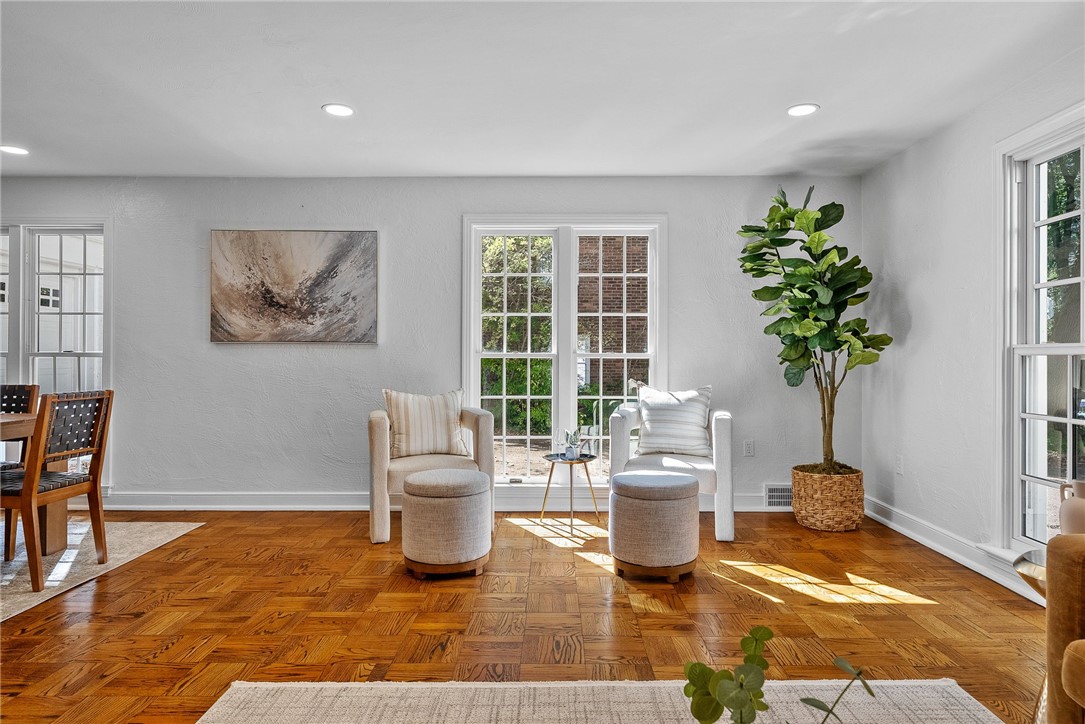 19 Thornwood Drive