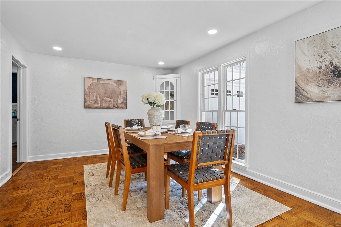 19 Thornwood Drive