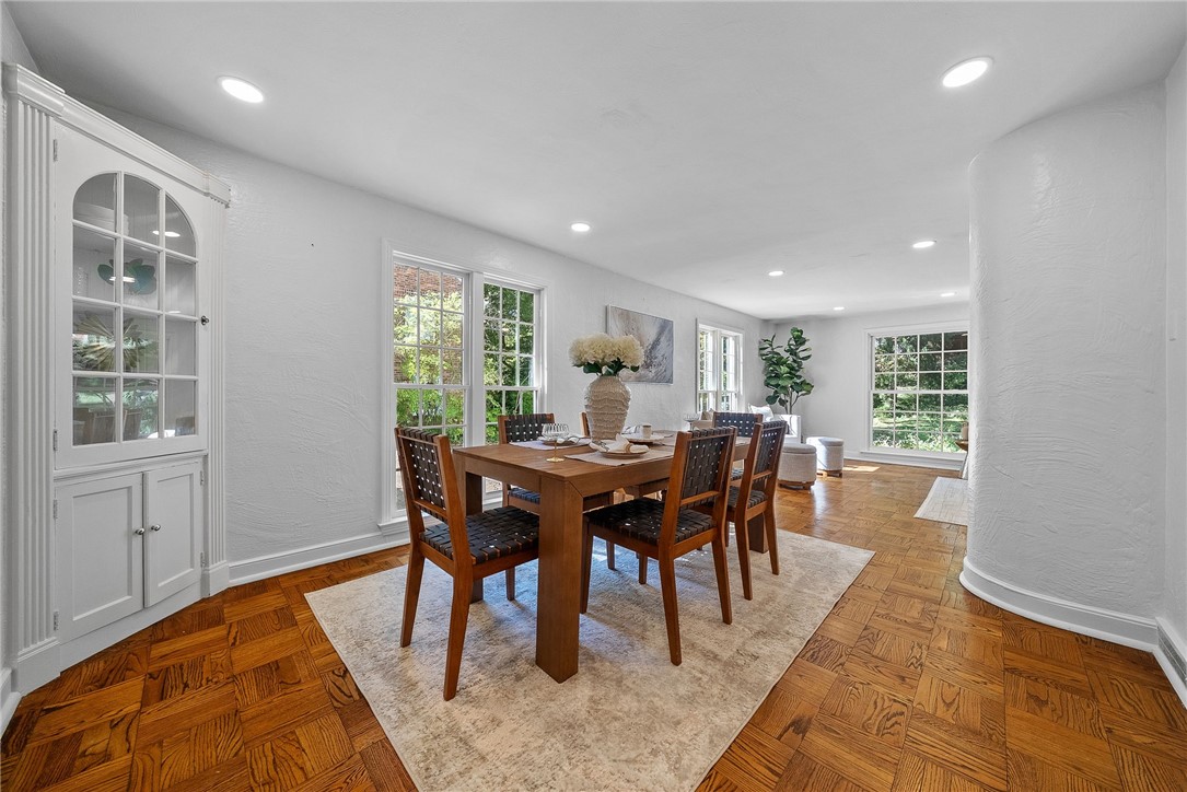 19 Thornwood Drive