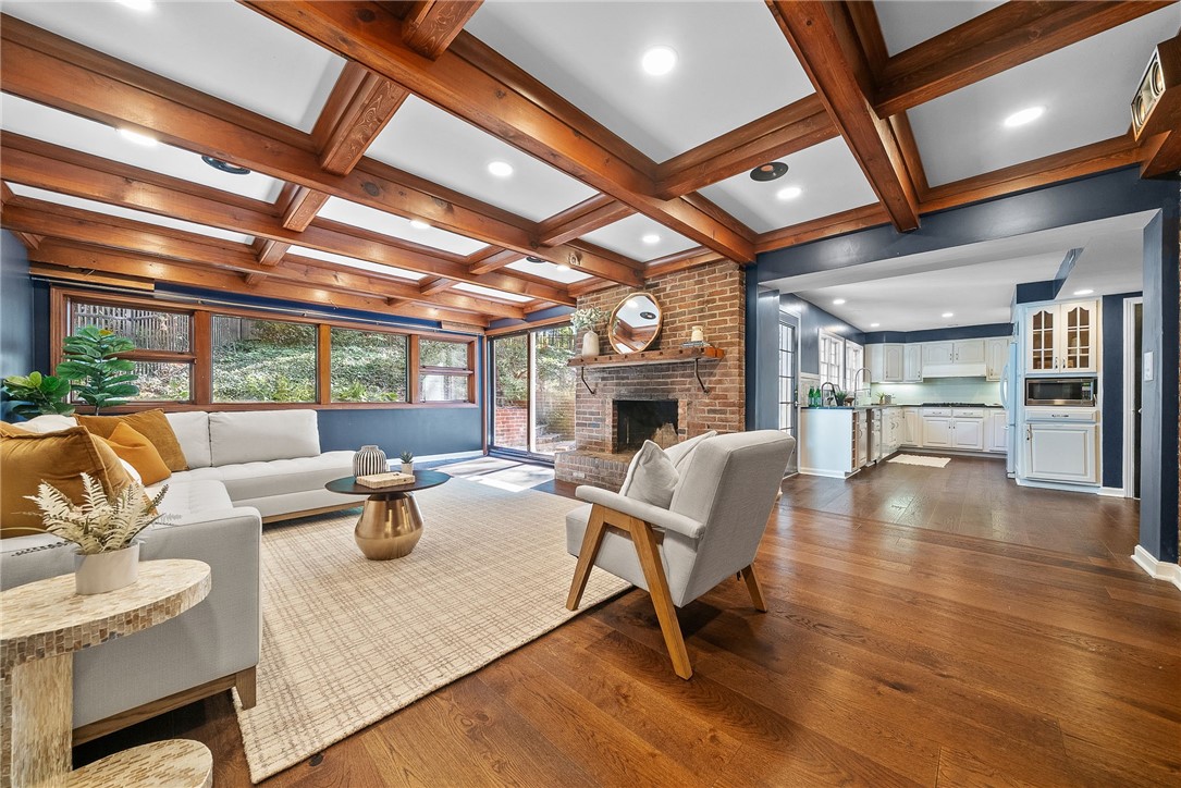 19 Thornwood Drive