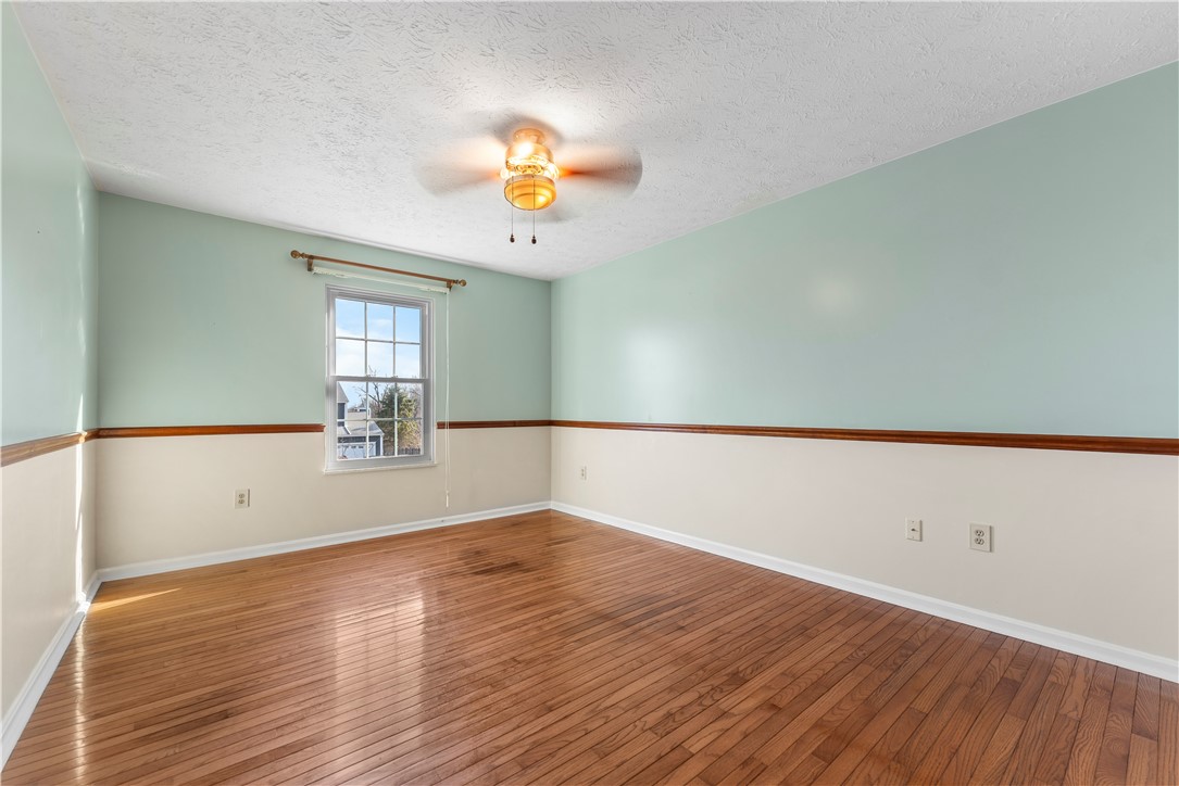 209 Farmcrest Dr