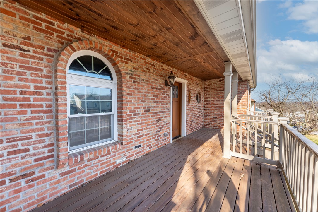 209 Farmcrest Dr