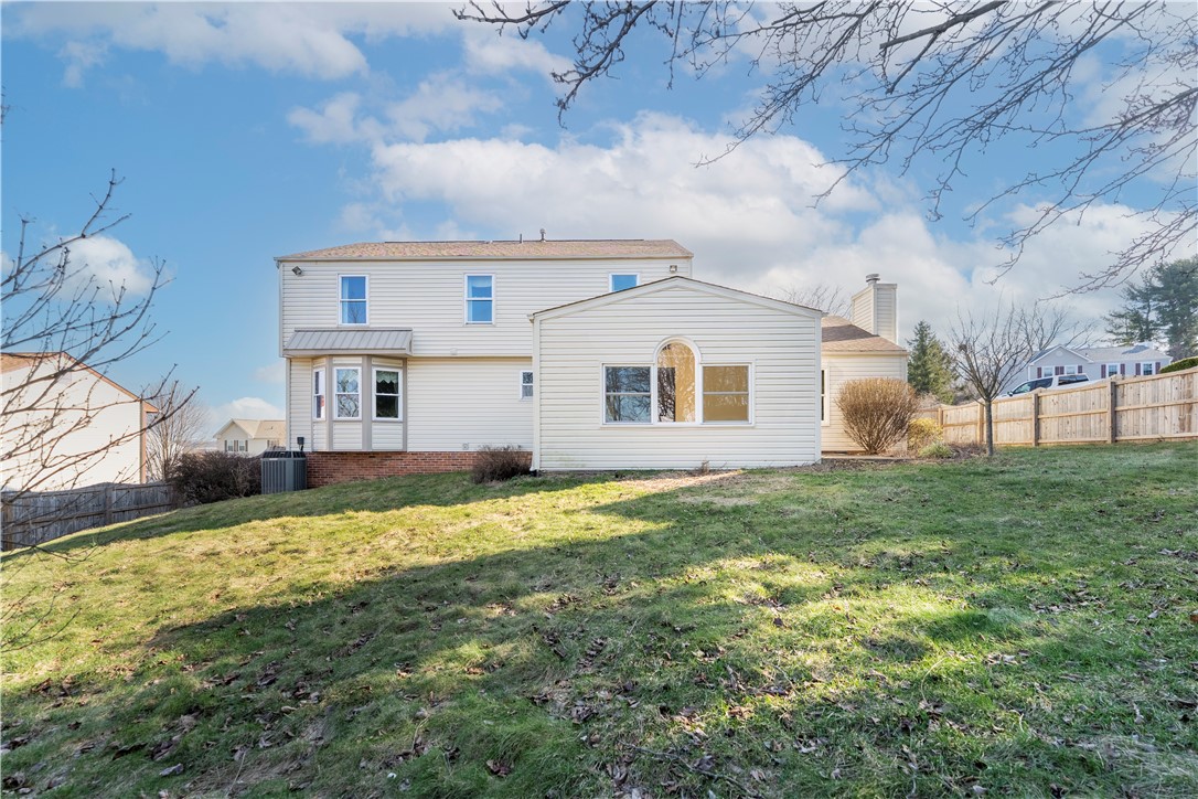 209 Farmcrest Dr