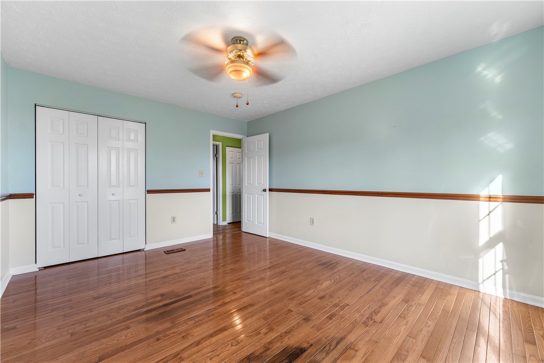 209 Farmcrest Dr