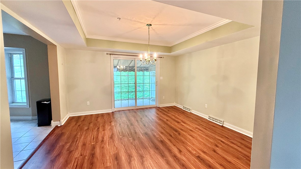 1009 W Waterford Ct