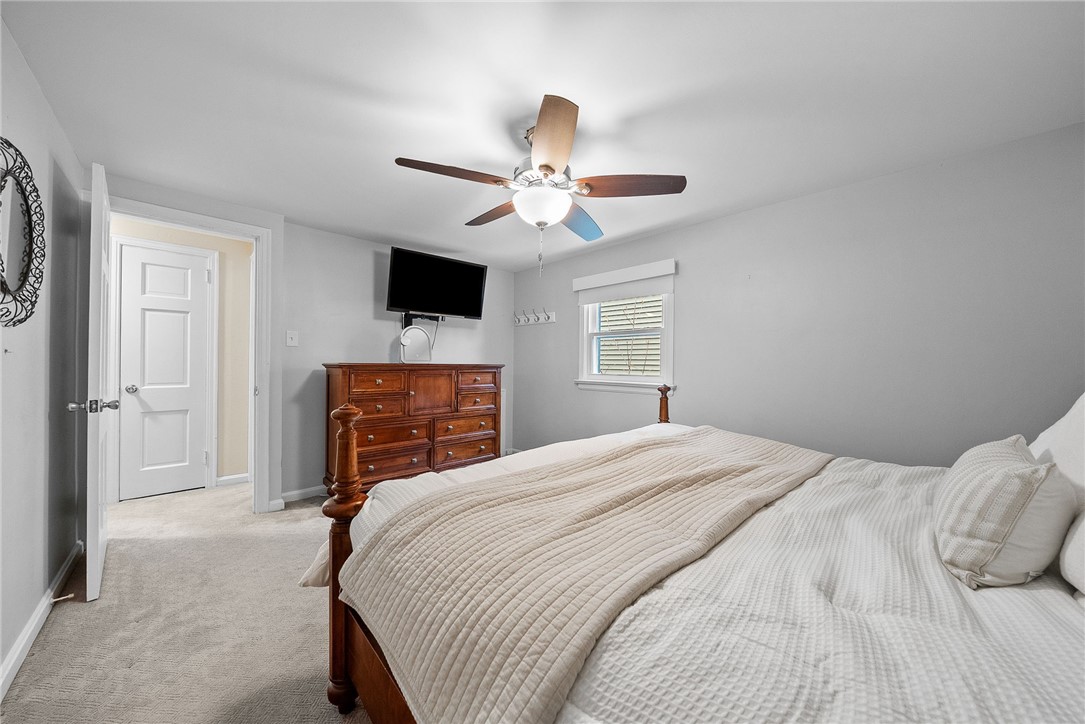 762 Country Club Dr