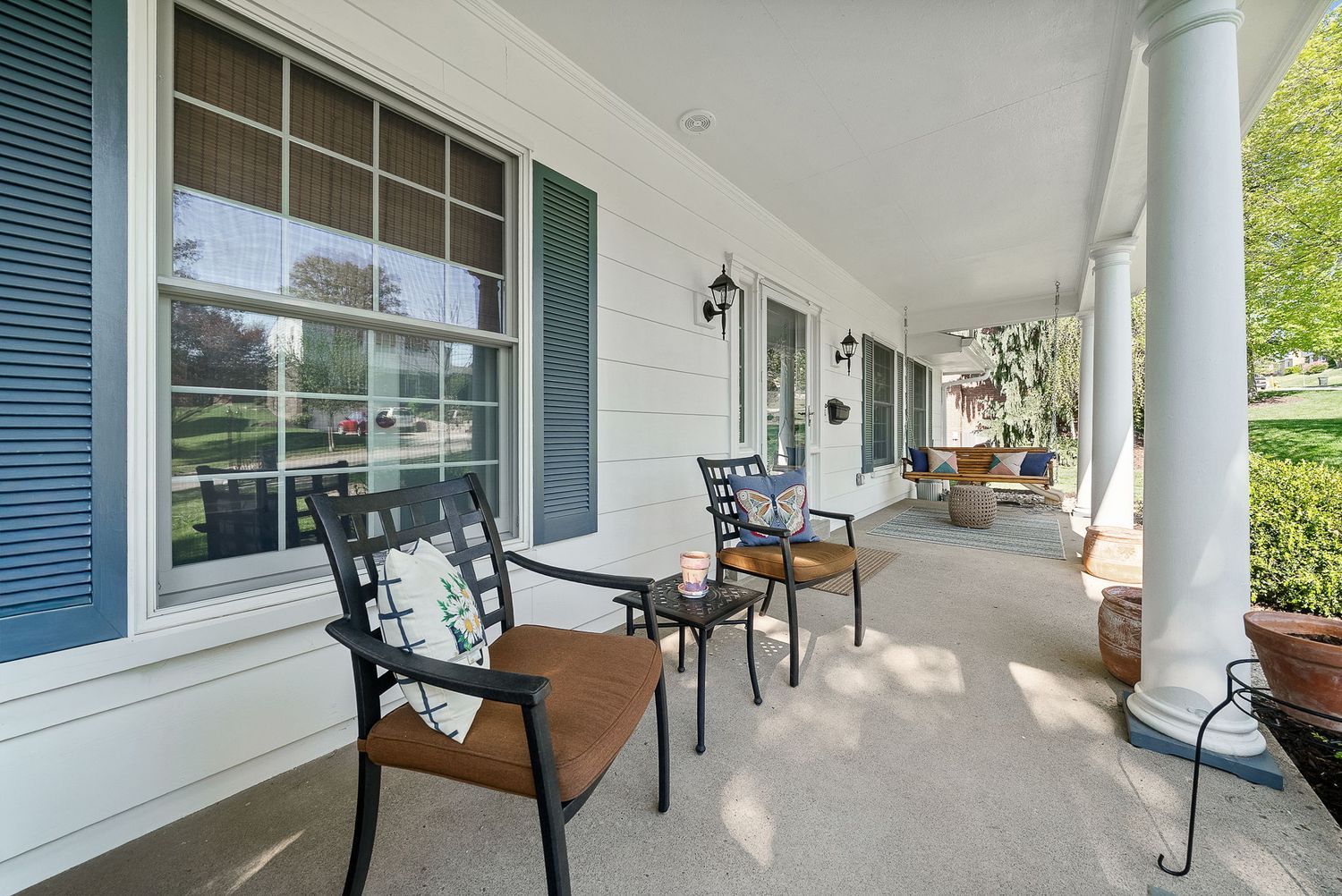 550 Pat Haven DRIVE