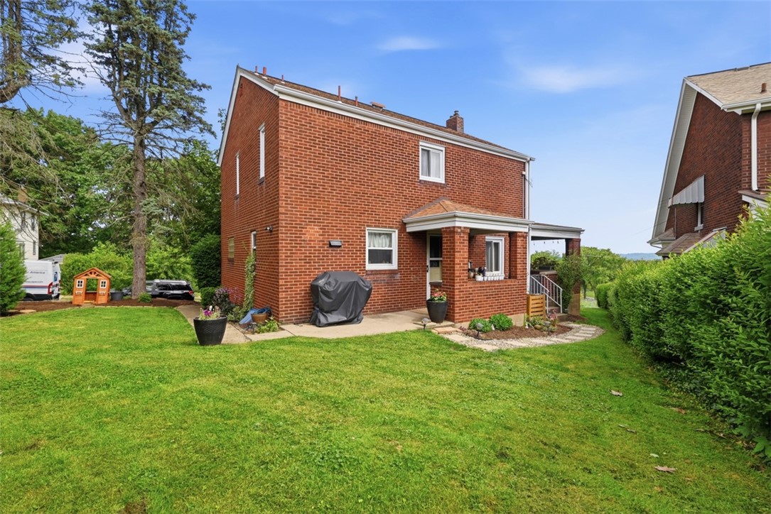 131 W Marietta St