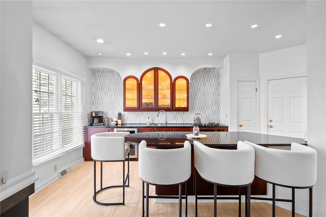 302 Kingsberry Cir