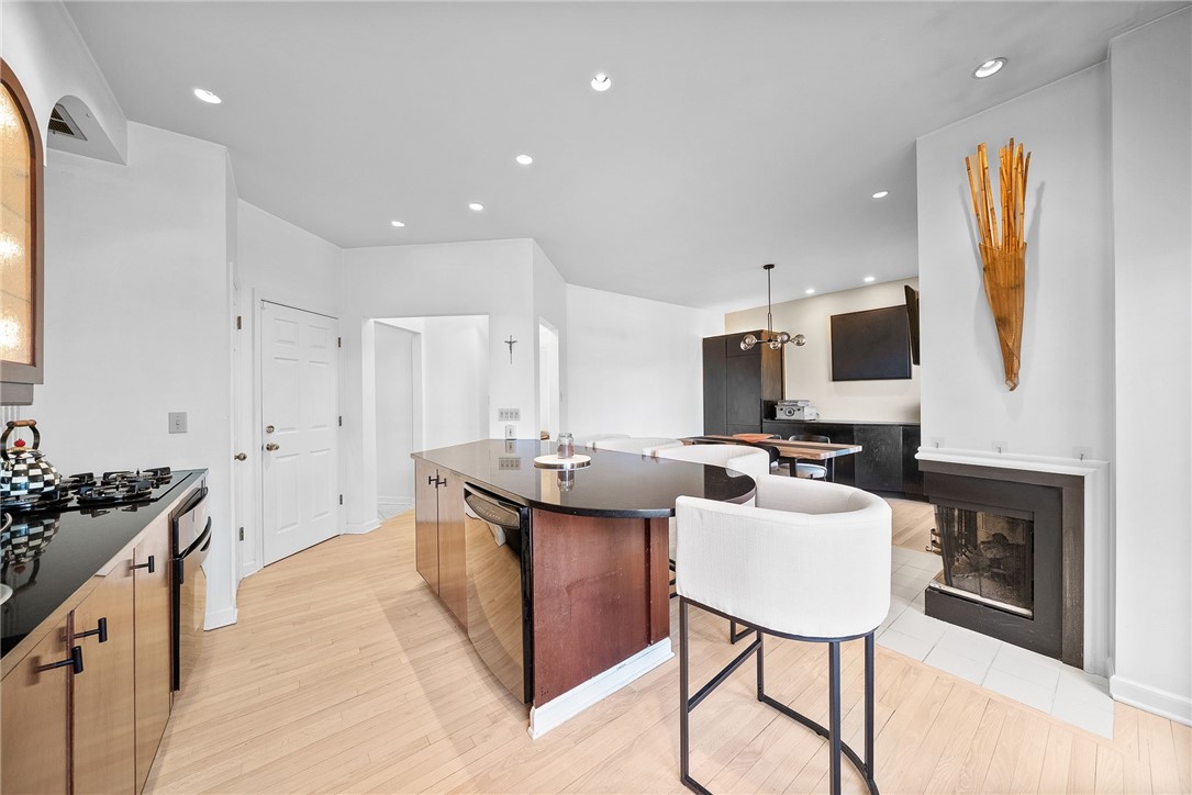 302 Kingsberry Cir