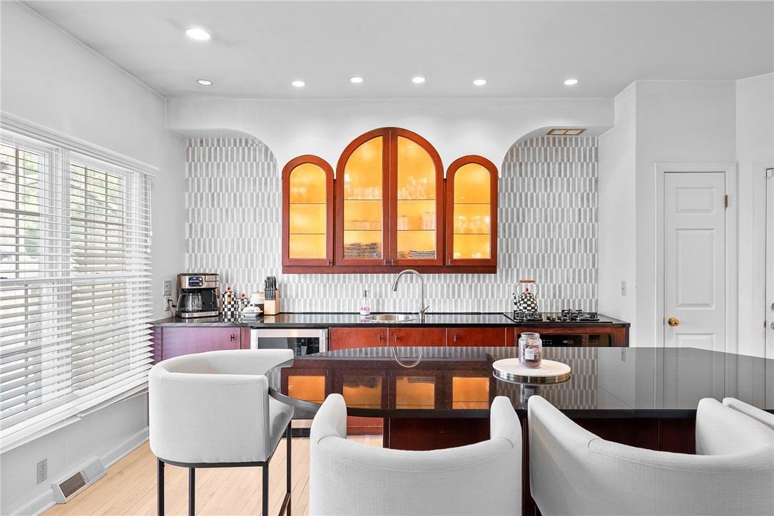 302 Kingsberry Cir