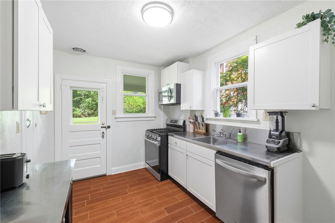 207 Parkside Avenue
