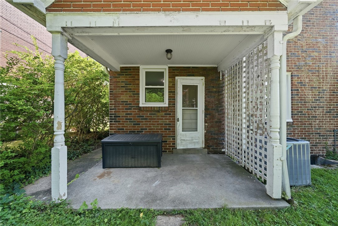 207 Parkside Avenue