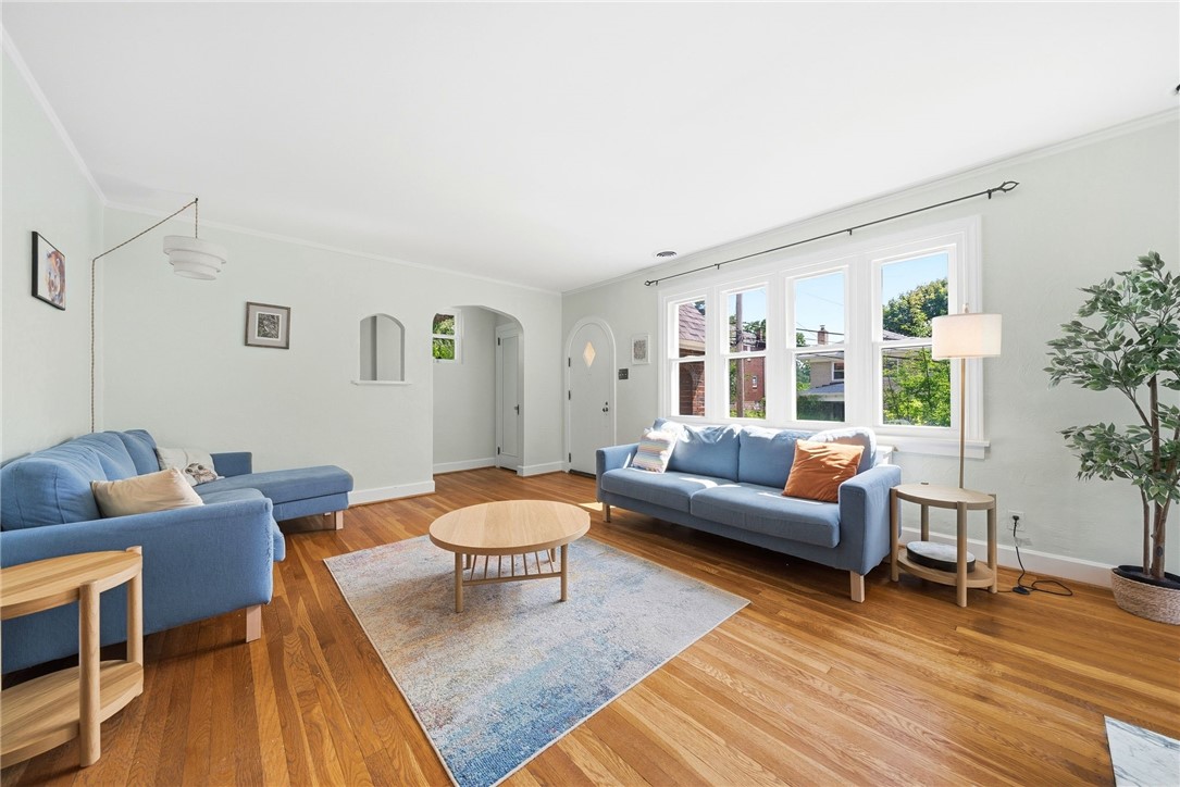 207 Parkside Avenue