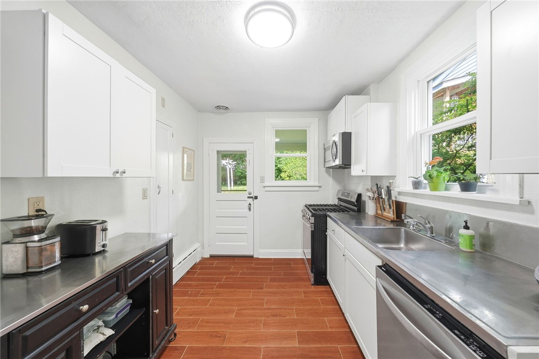 207 Parkside Avenue