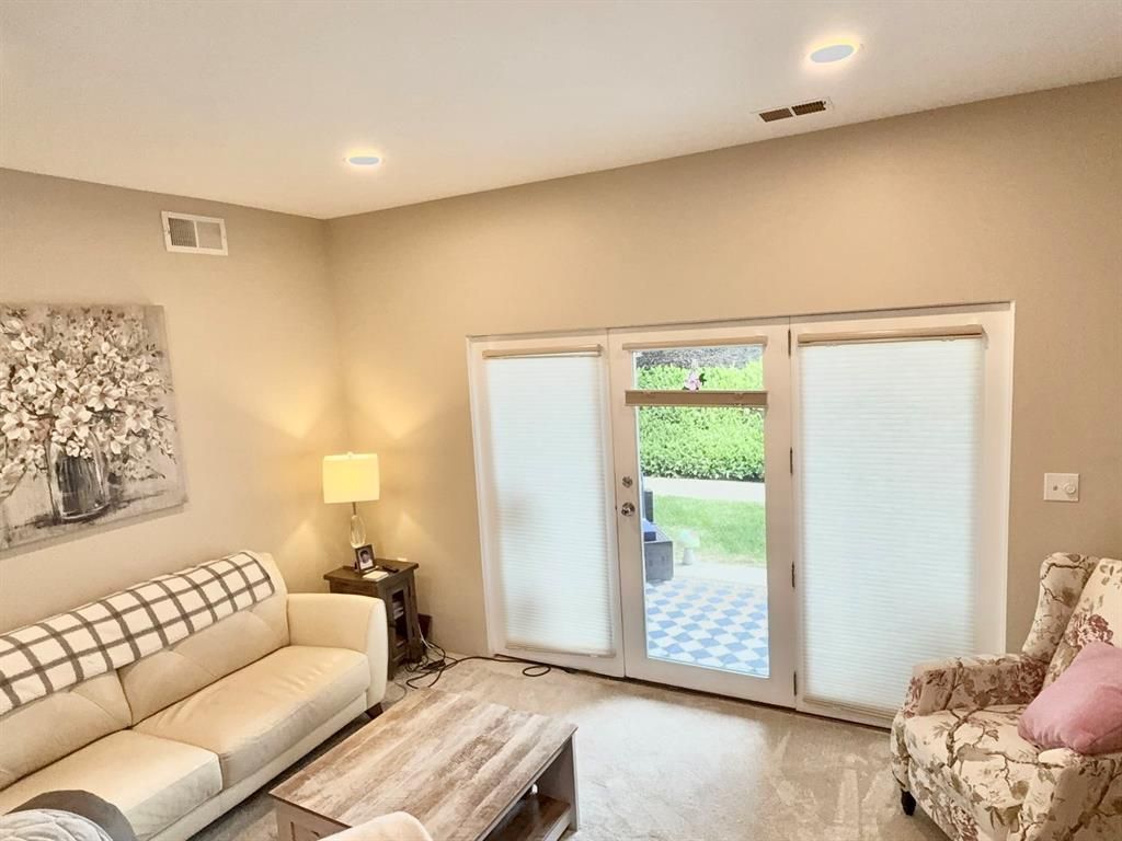 1813 Kenzie Drive