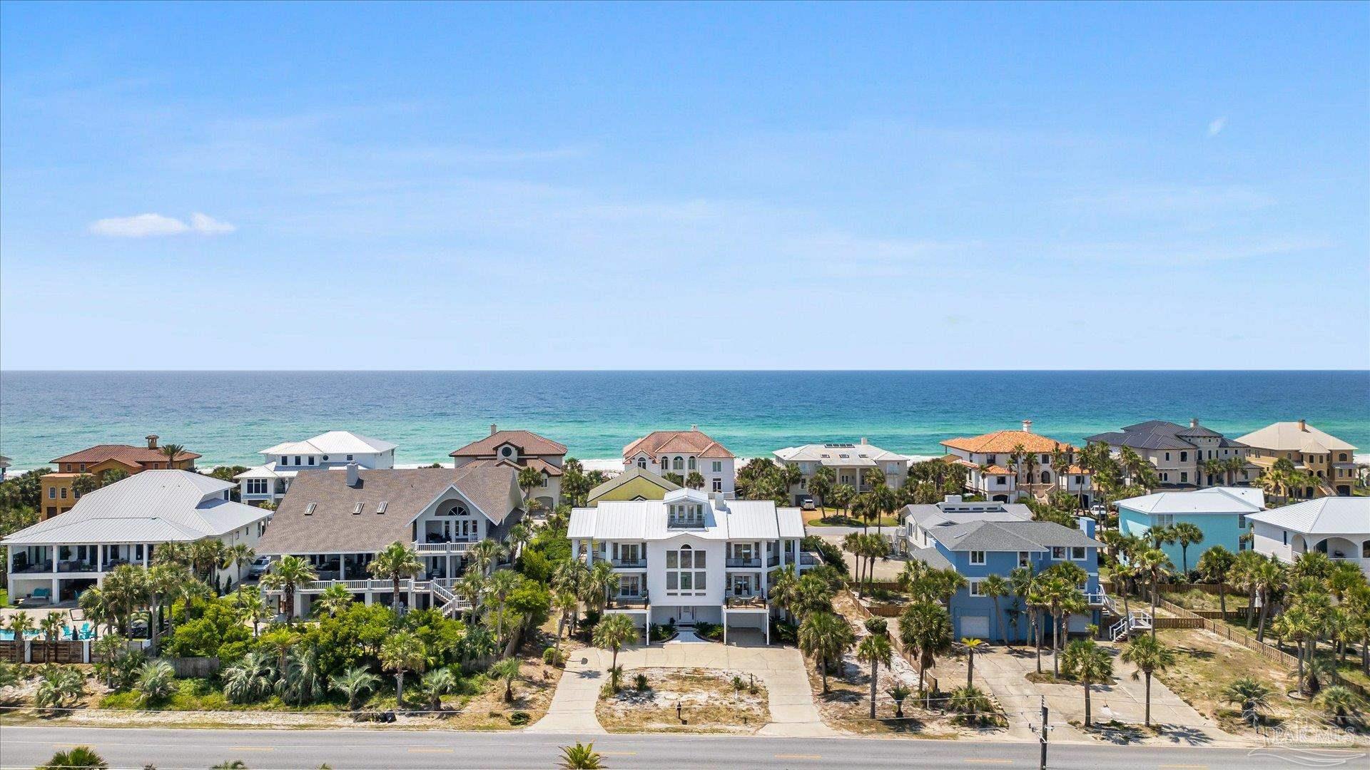 1807 Via Deluna Dr