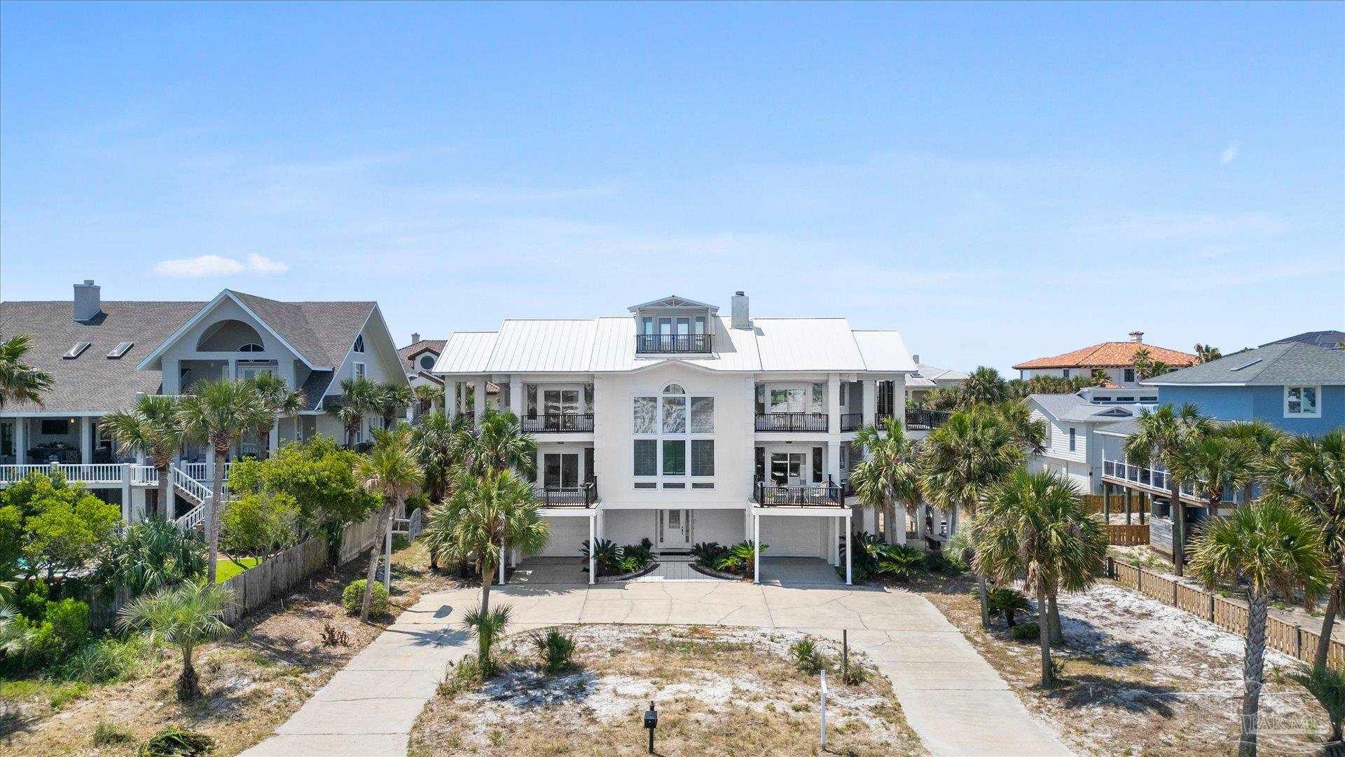 1807 Via Deluna Dr