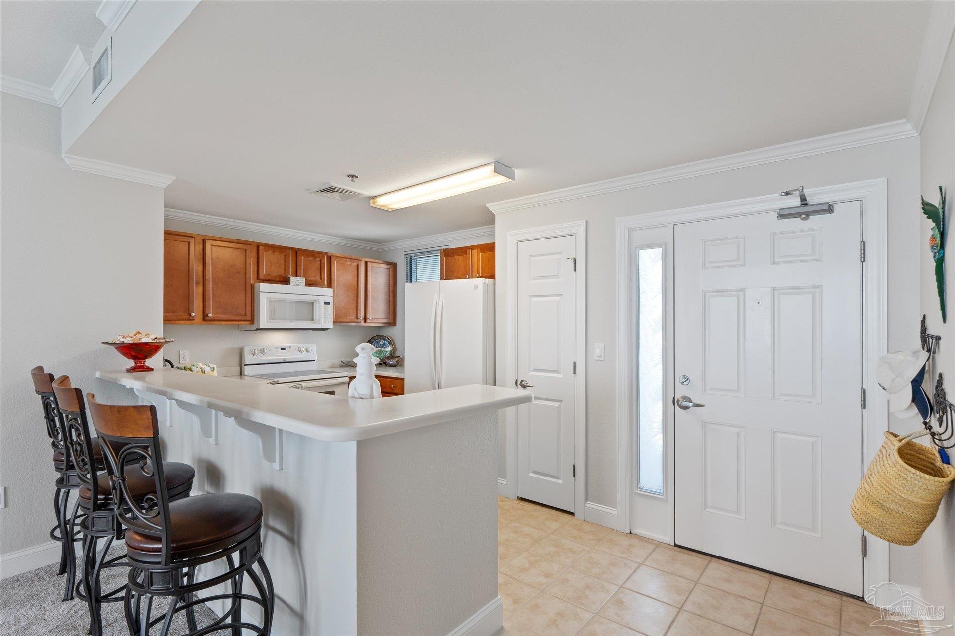 850 Ft Pickens Rd # 1540
