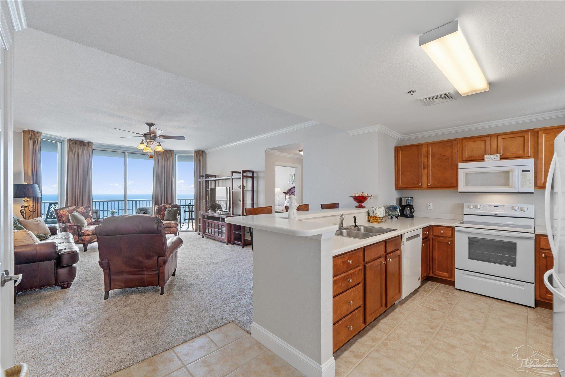 850 Ft Pickens Rd # 1540