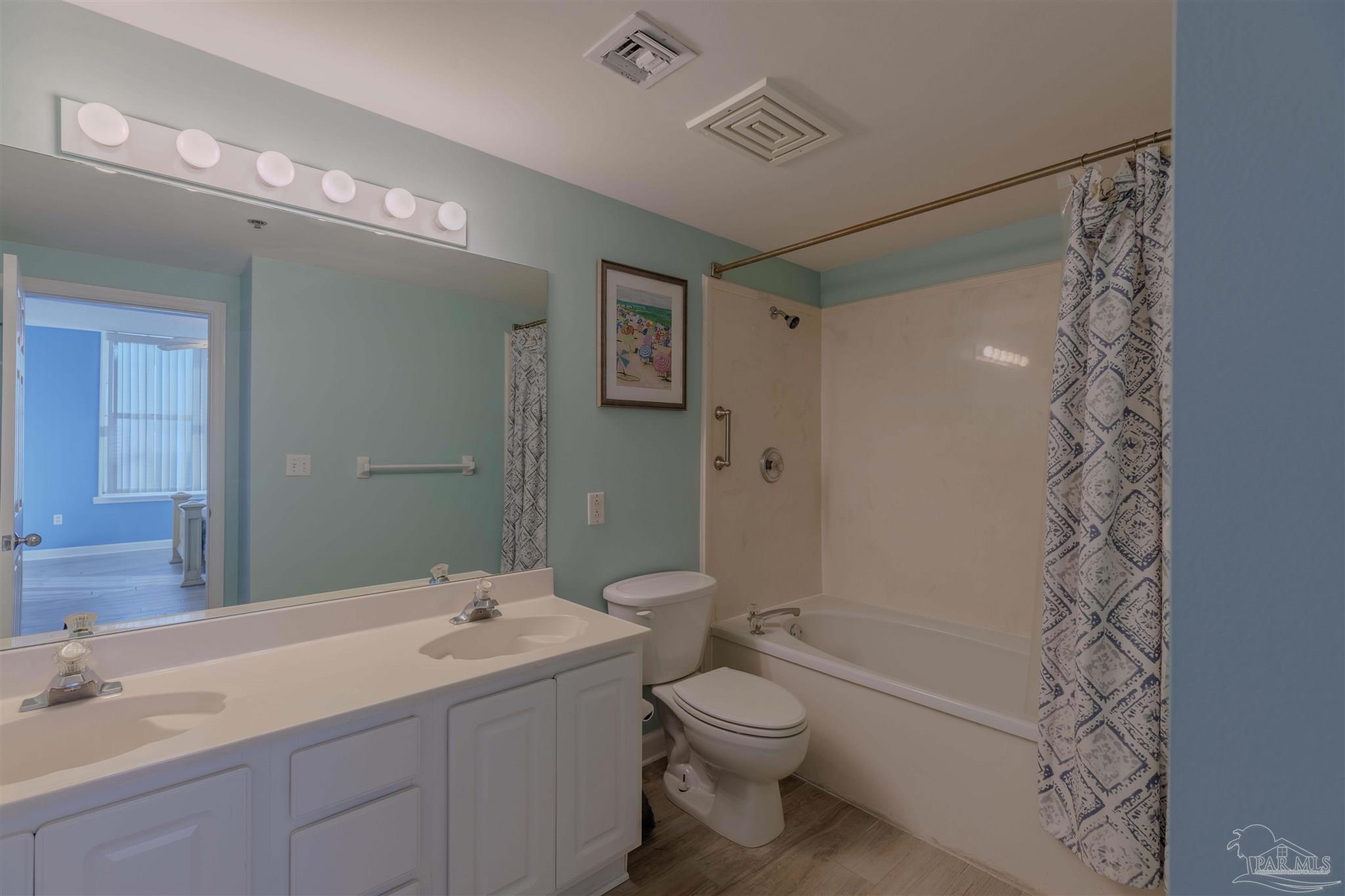 800 Ft Pickens Rd # 1603