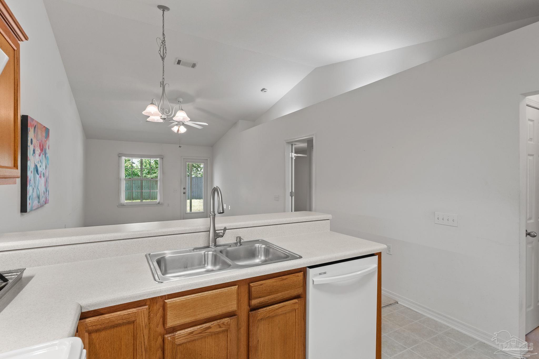 1441 Dunhurst Dr