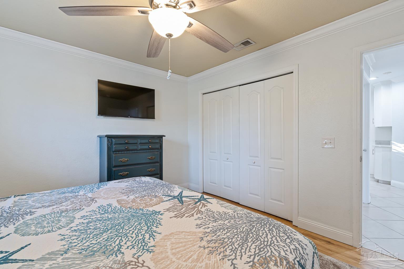 961 Aquamarine Dr