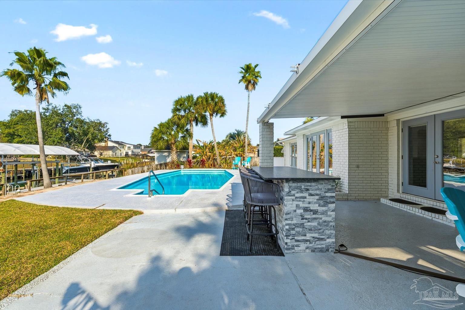 961 Aquamarine Dr