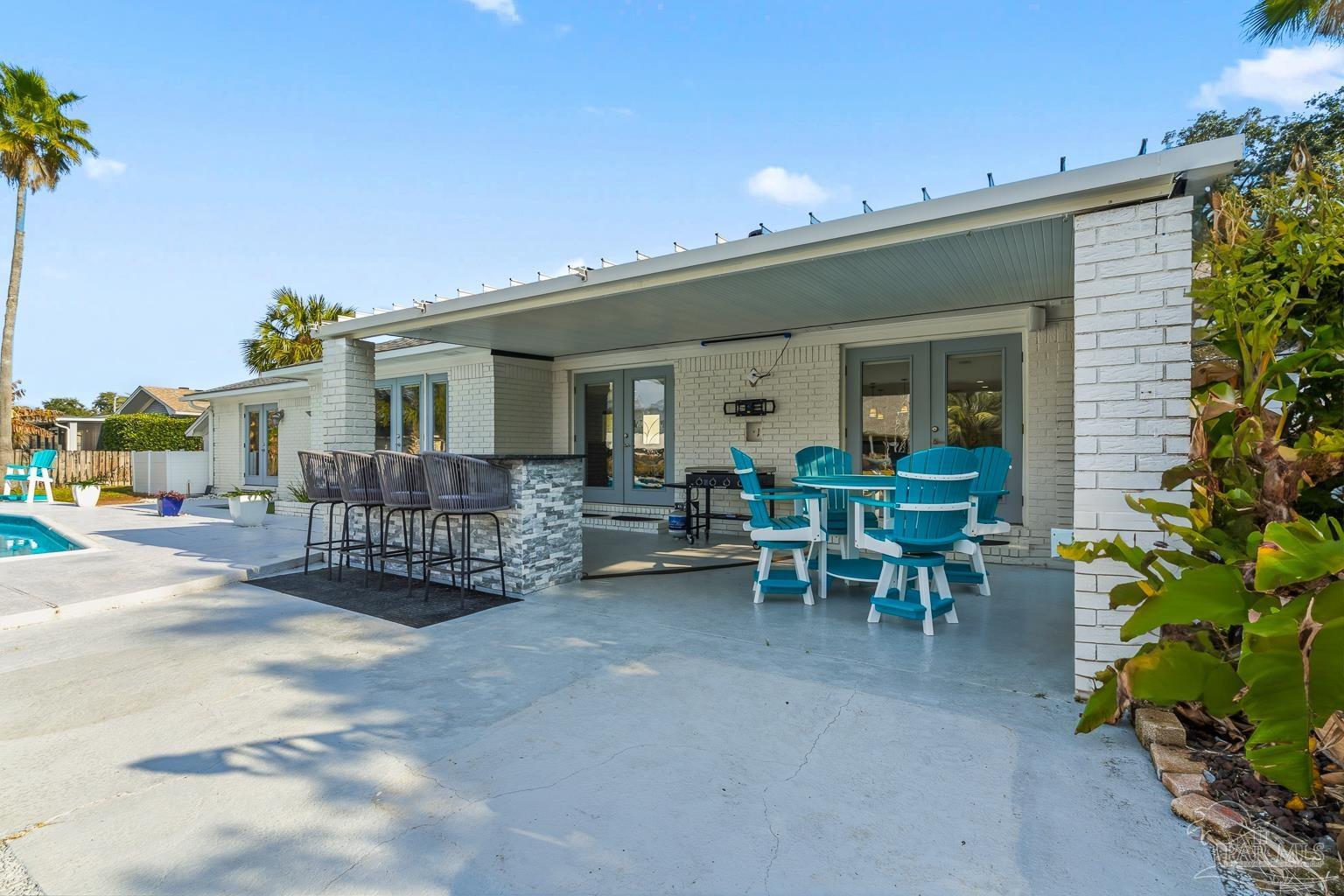 961 Aquamarine Dr