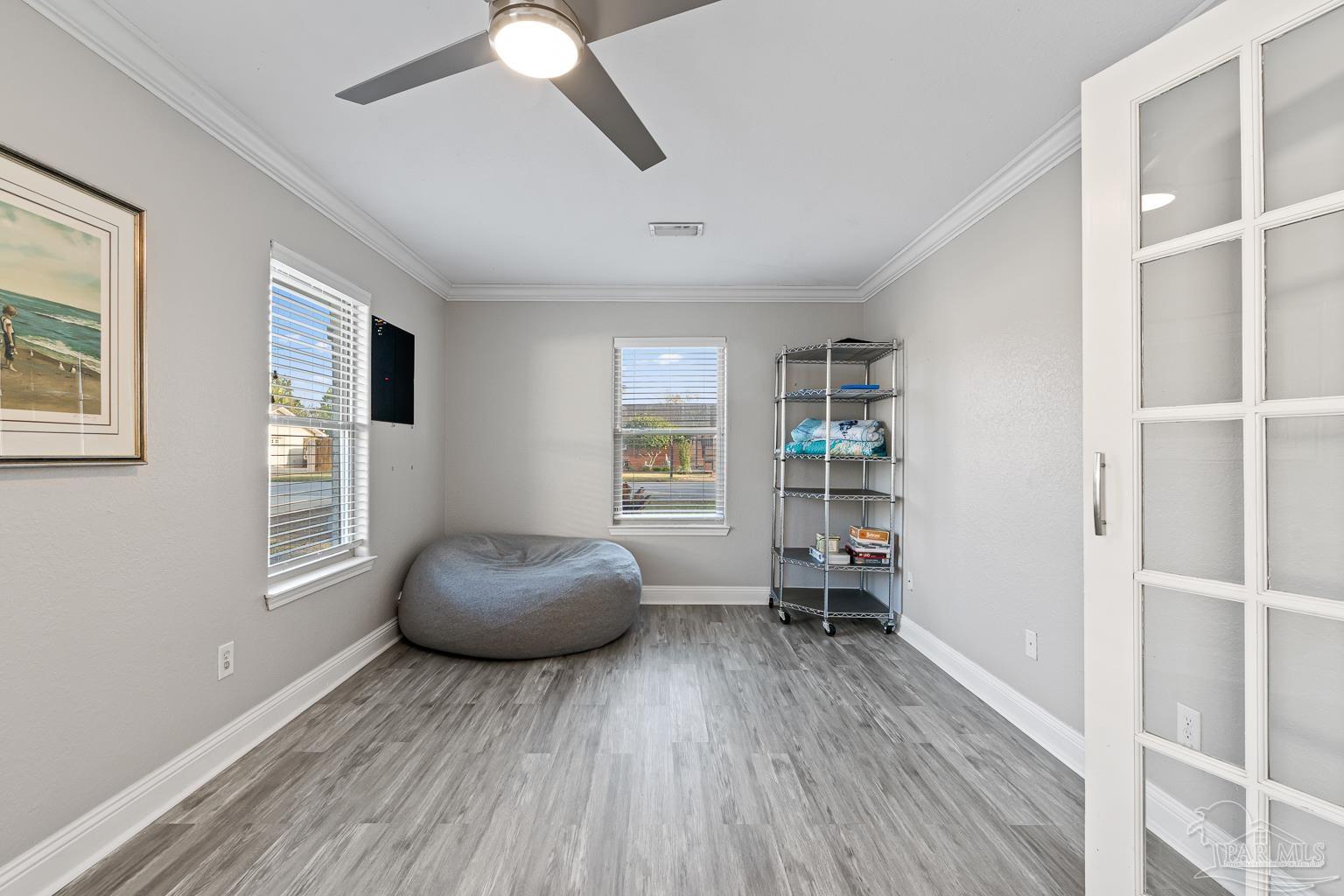 961 Aquamarine Dr
