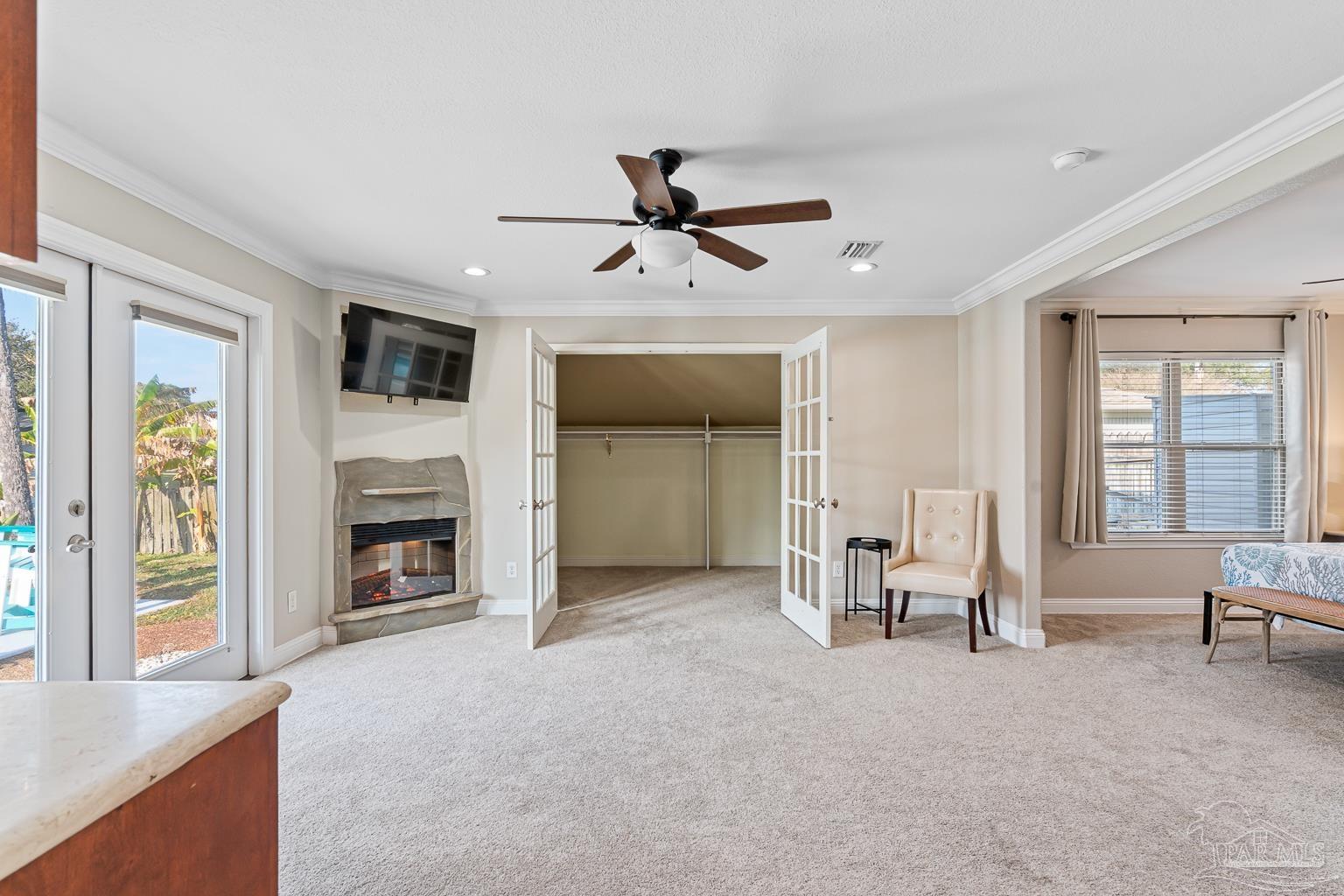 961 Aquamarine Dr