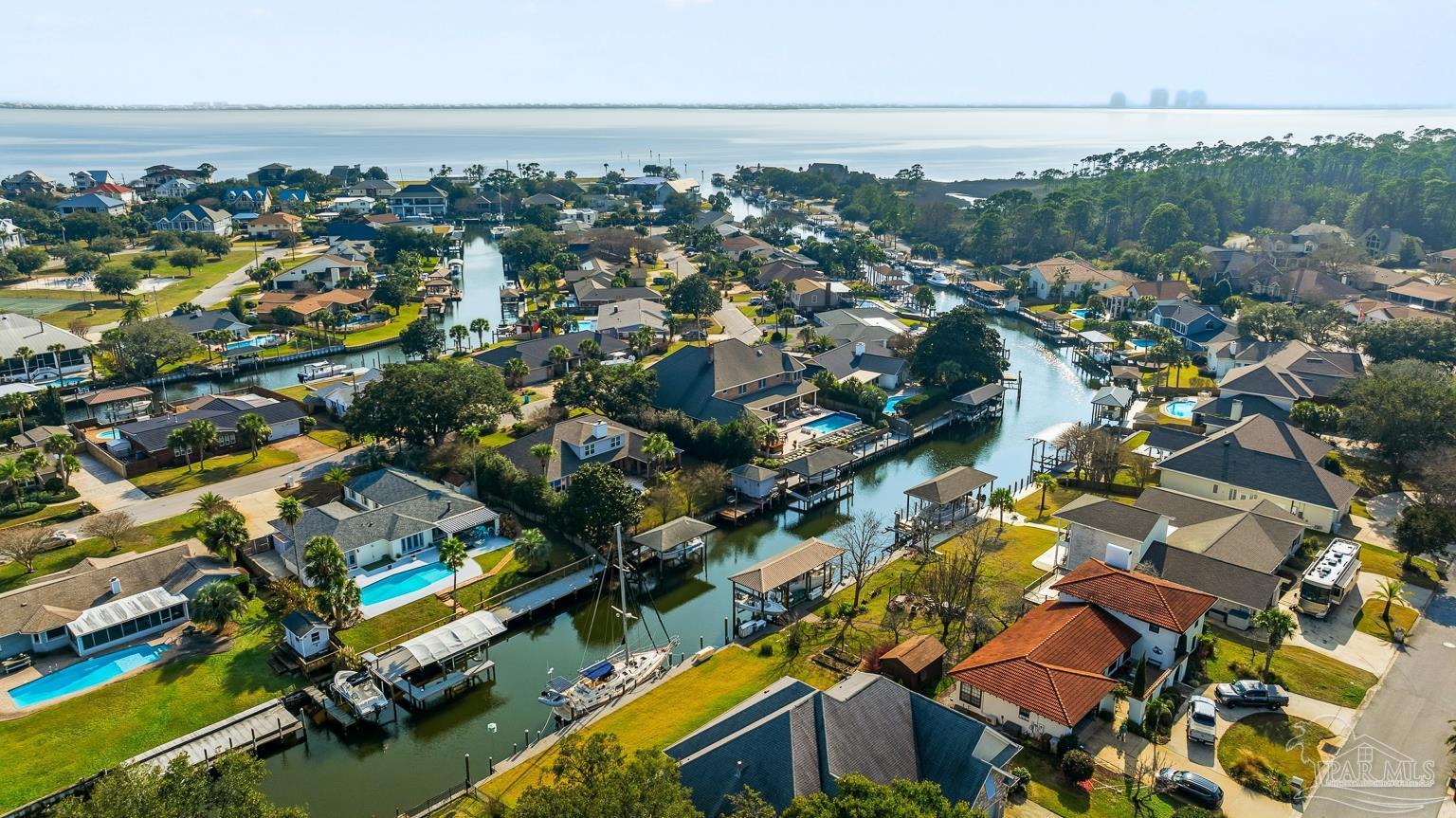 961 Aquamarine Dr